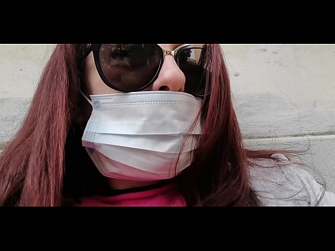 ❤️ Nicoletta tau ua pauj rau nws cov neeg zej zog thiab pees hauv nws lub chaw nres tsheb (Tshwj xeeb Covid19 Italian Quarantine) ️❌ Fucking video ntawm peb ﹏