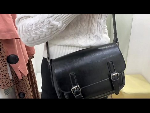❤️ Public masturbation ntawm cov hluas bitch FeralBerry nrog ib tug dildo nyob rau hauv lub chav ua noj ️❌ Fucking video ntawm peb ﹏